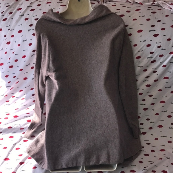 She + Sky small light brown sweater π - Picture 4 of 5